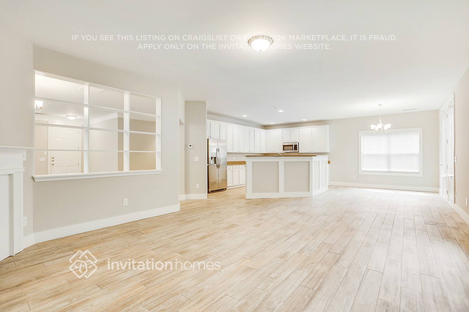 Building Photo - 2771 Groovers Lake Point