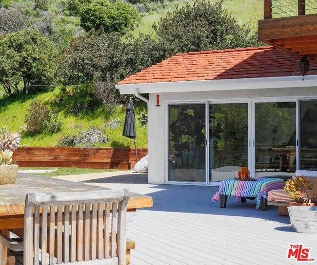 Building Photo - 30606 La Sonora Dr