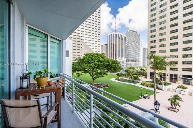 Building Photo - 335 S Biscayne Blvd