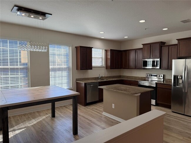 Building Photo - 4205 Regal Town Ln