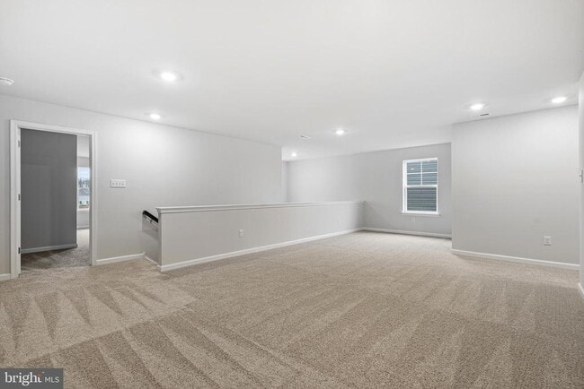 Building Photo - 54 Roberta Wy.