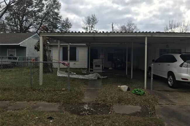 Building Photo - 2406 Rosemead Dr