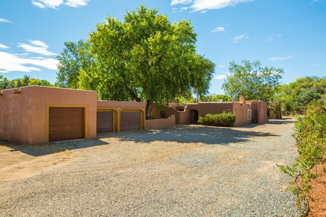 Building Photo - 7617 Guadalupe Trail NW