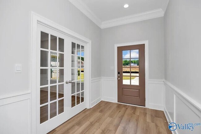 Building Photo - 16535 Hamilton Pl