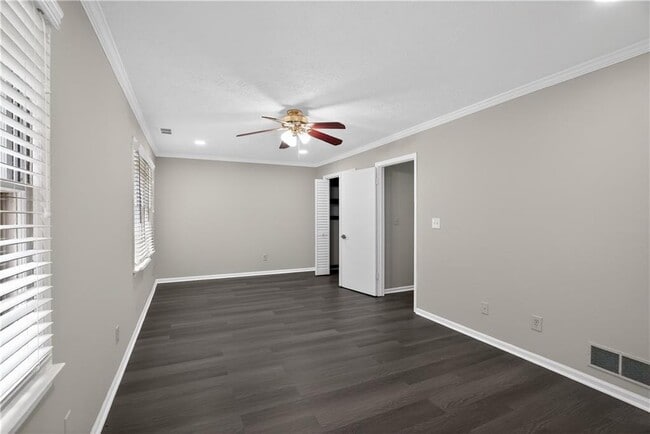 Building Photo - 105 Glen Acres Ct