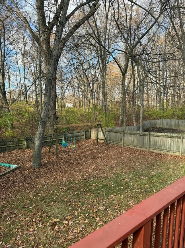 Building Photo - 8735 Olenbrook Dr