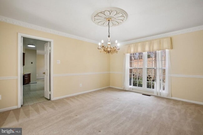 Building Photo - 6604 Tina Ln