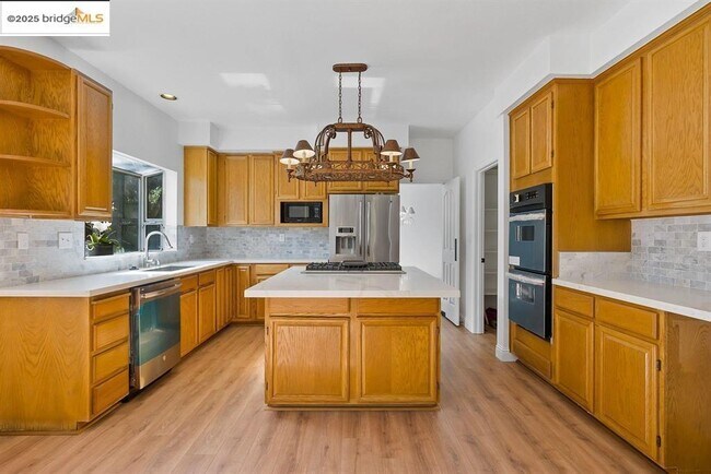 Building Photo - 2250 Prestwick Dr