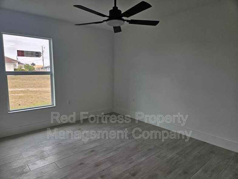 Building Photo - 22 NW 23rd Ave