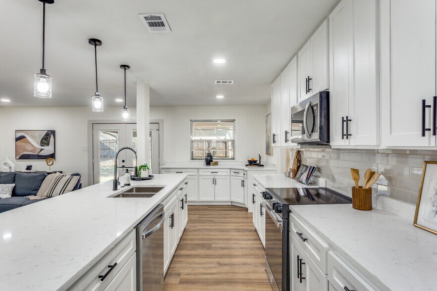 Building Photo - 2920 Choctaw Trl