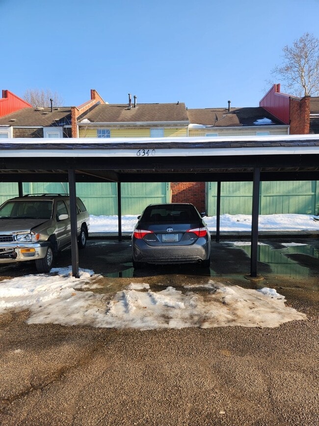 Building Photo - 6340 Commons Dr