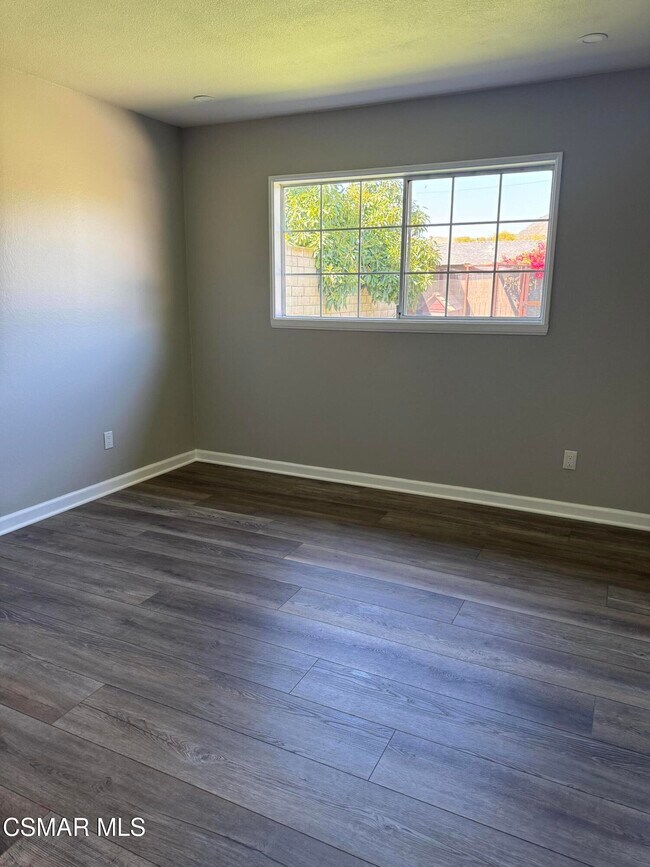 Building Photo - 3429 Henry Dr