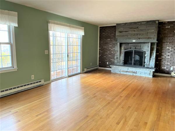 Building Photo - 6466 Timberlake Ter