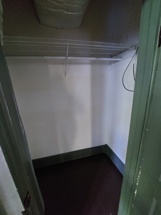 Building Photo - 3805 Lamar St