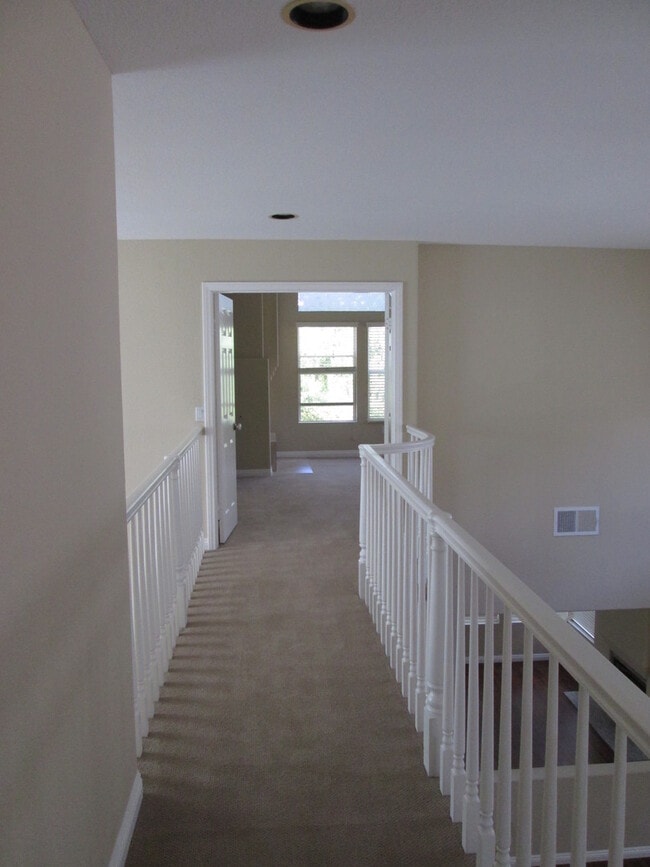 Building Photo - Beautiful 4BR Home In Carmel Valley