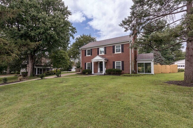Building Photo - 1819 Fleming Rd