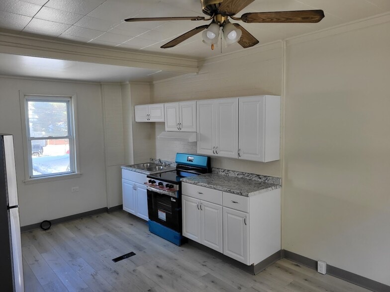 Building Photo - 425 Ohio Ave