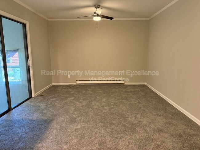 Building Photo - 804 Greenwich St