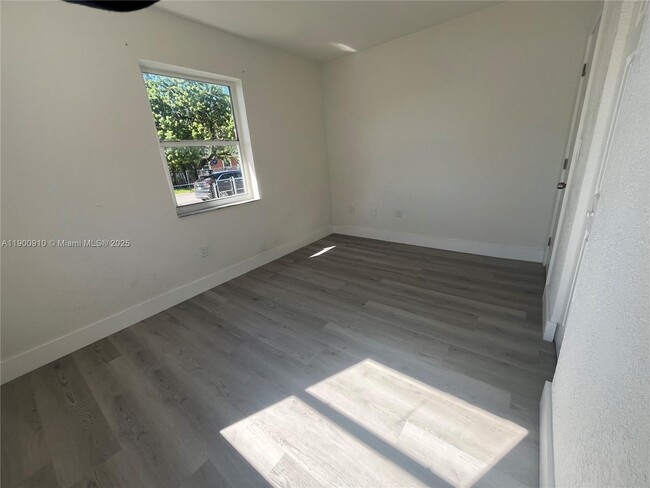 Building Photo - 1923 NW 66th St