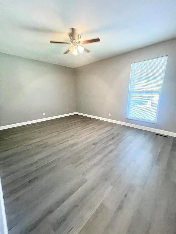 Building Photo - 36 Kinney Dr