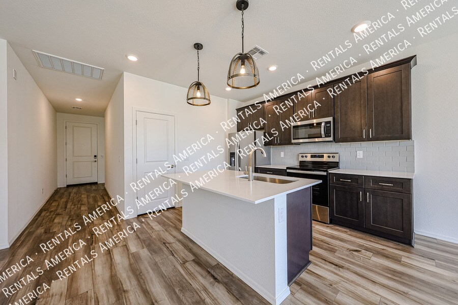 Building Photo - 18063 W Soft Wind Dr