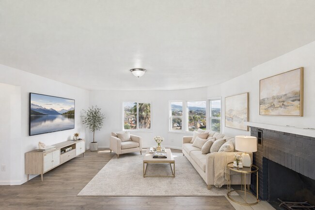 Building Photo - 2135 Washington St