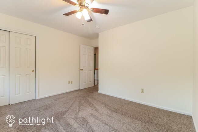 Building Photo - 1366 Jasper Dr, Ambler, PA, 19002