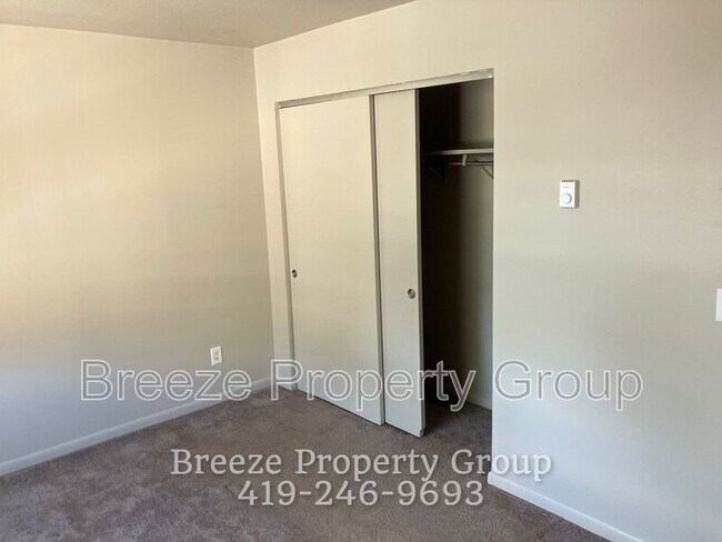 Building Photo - 5339 Secor Rd