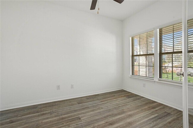 Building Photo - 613 Silent Crk Cv