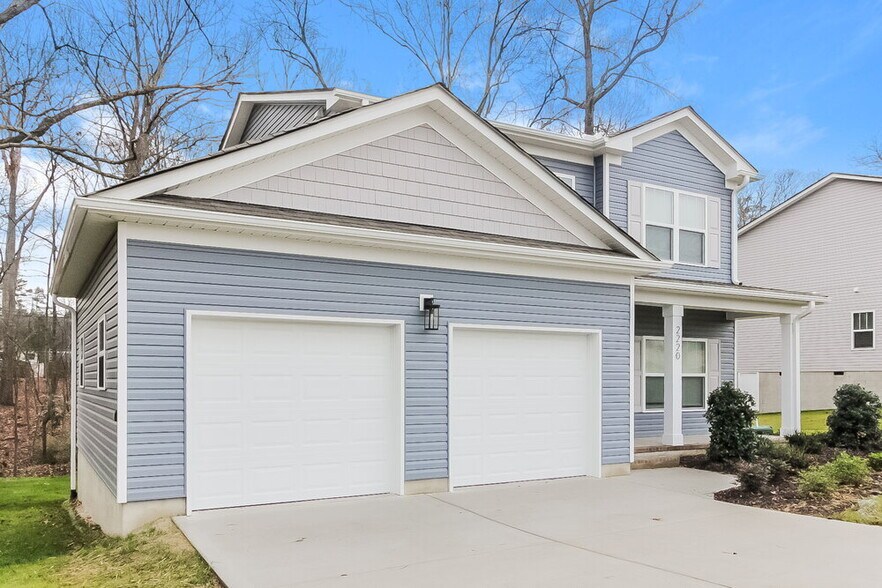 Building Photo - 2220 Moose Rd