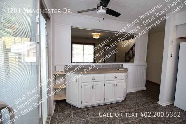 Building Photo - 1201 Manchester Dr