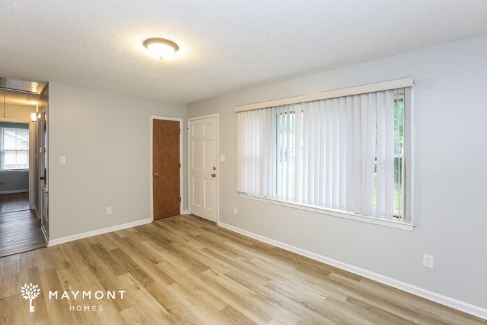 Building Photo - 10109 Starwood Dr