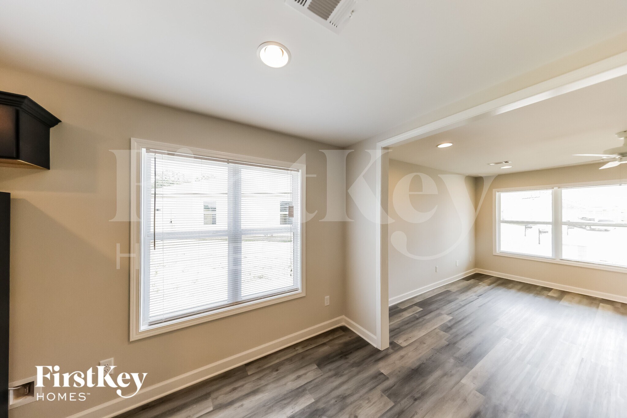 Building Photo - 120 Castlebar Cir