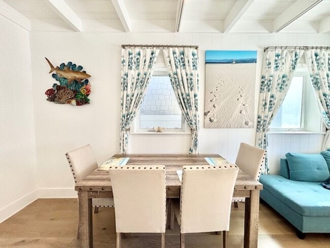 Building Photo - 3628 Ocean- MFR