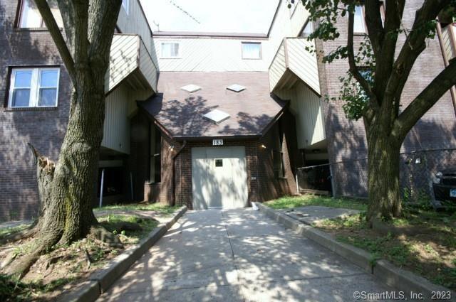 Main Key Entrance to Building - 183 Livingston Pl