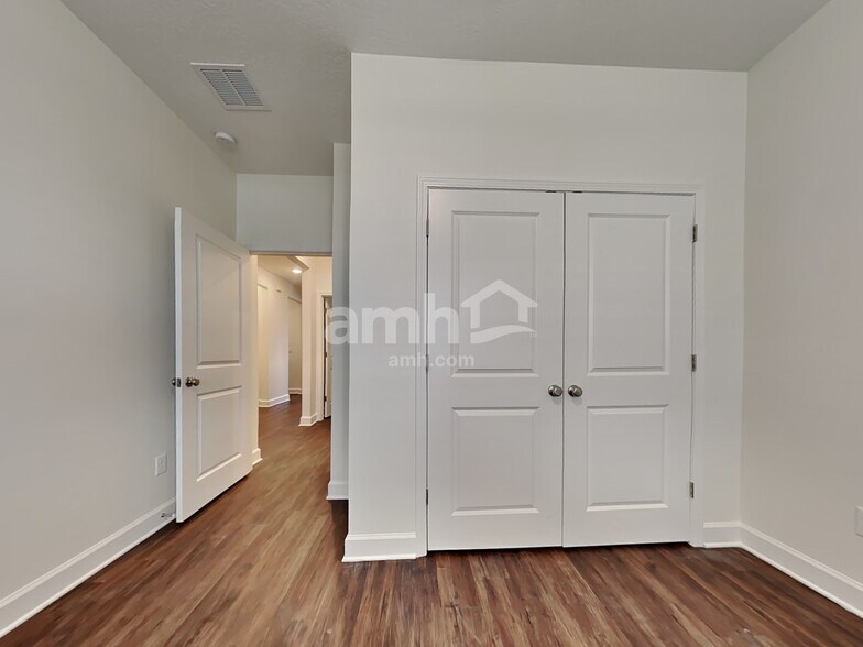 Building Photo - 10717 Coleman Rd