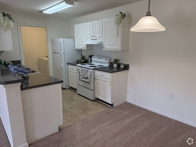 Building Photo - Summerland Heights Apartments