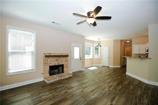 Building Photo - 1005 Landover Crossing