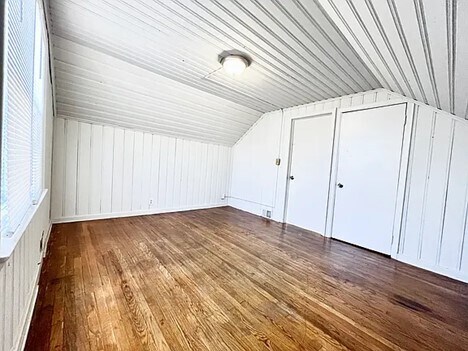 Building Photo - 20211 Gilchrist St