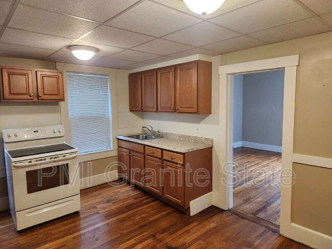 Building Photo - 61 Kinsley St