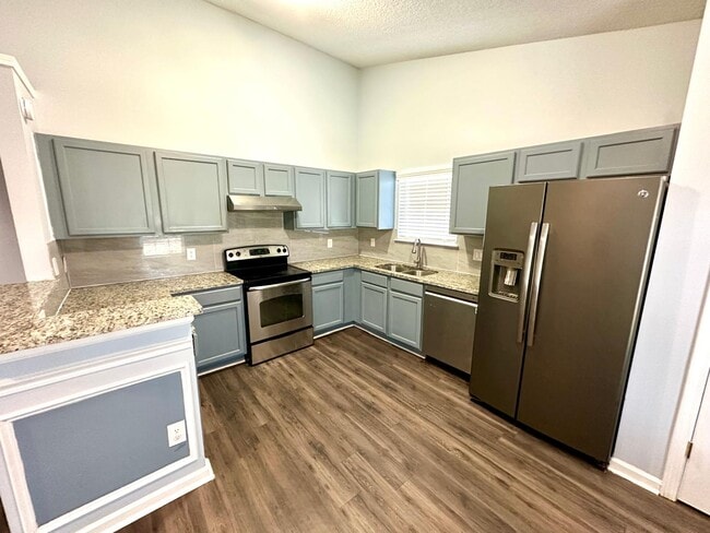 Building Photo - 8200 Reames Rd