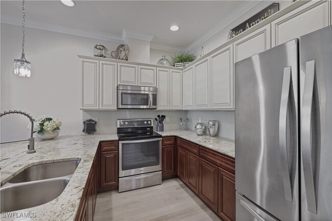 Building Photo - 7139 Greenwood Park Cir