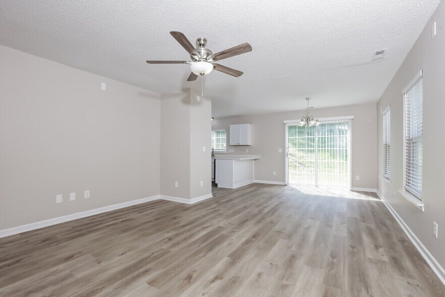 Building Photo - 7220 Monarda Ct