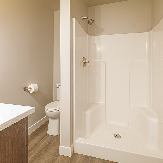 Building Photo - Adorable 2x2 with easy access to the river trails, and all utilities included!