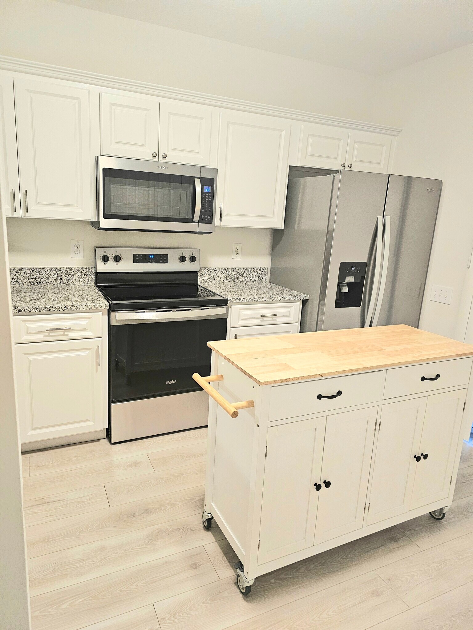 Hi - 1204 Kennewick Ct