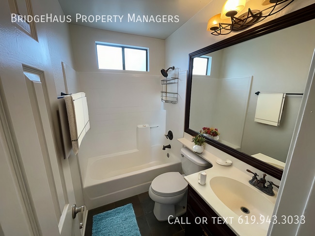 Building Photo - 3988 Iowa St