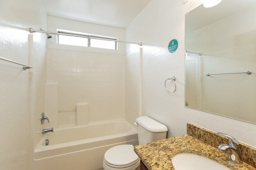 Building Photo - 10755 W Coolidge St