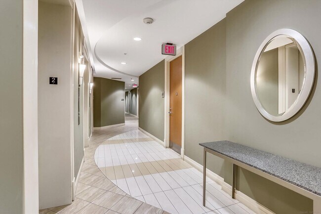 Building Photo - Incredible 1BR/1BA Condo INCLUDES Garage Parking in Vibrant Mount Vernon Triangle!