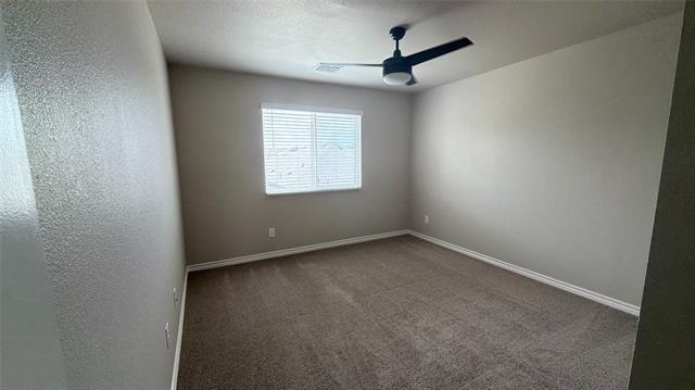 Building Photo - 909 Blossom Ln
