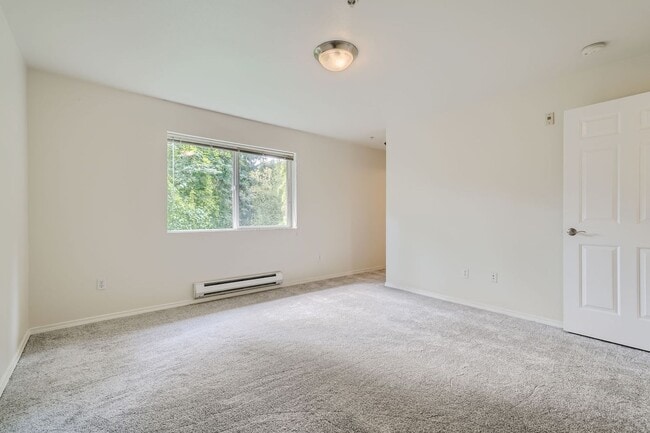 Building Photo - Gorgeous 3 Bed 2.5 Bath Condo @ The Desira...